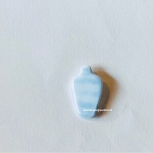 Vintage porcelain minimalist vase pin brooch